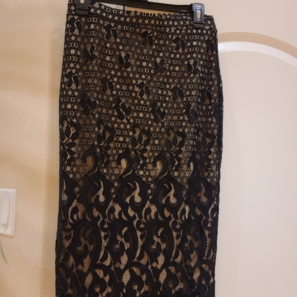 Lace Pencil Skirt ,Black combo - Picture 3 of 6